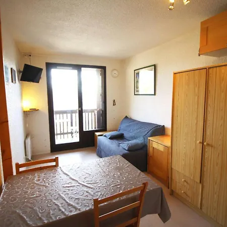 2 Pièces, 3 Couchages, Animaux Admis, Parking Près Des Pistes - Fr-1-297-51
